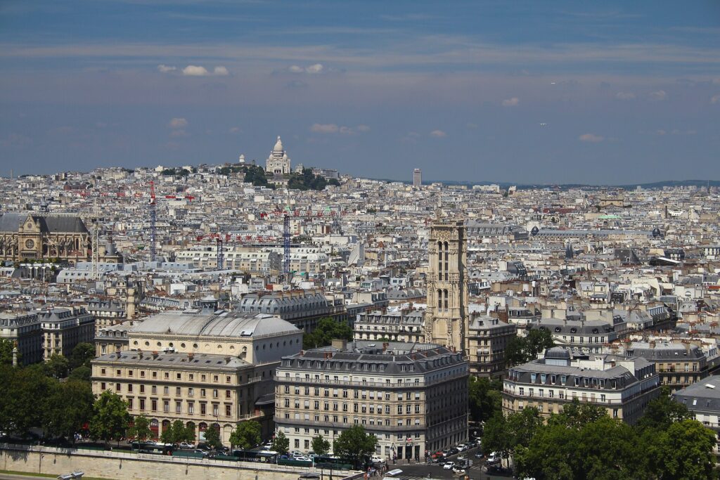 View_from_Notre-Dame_de_Paris,_24_June_2014_004